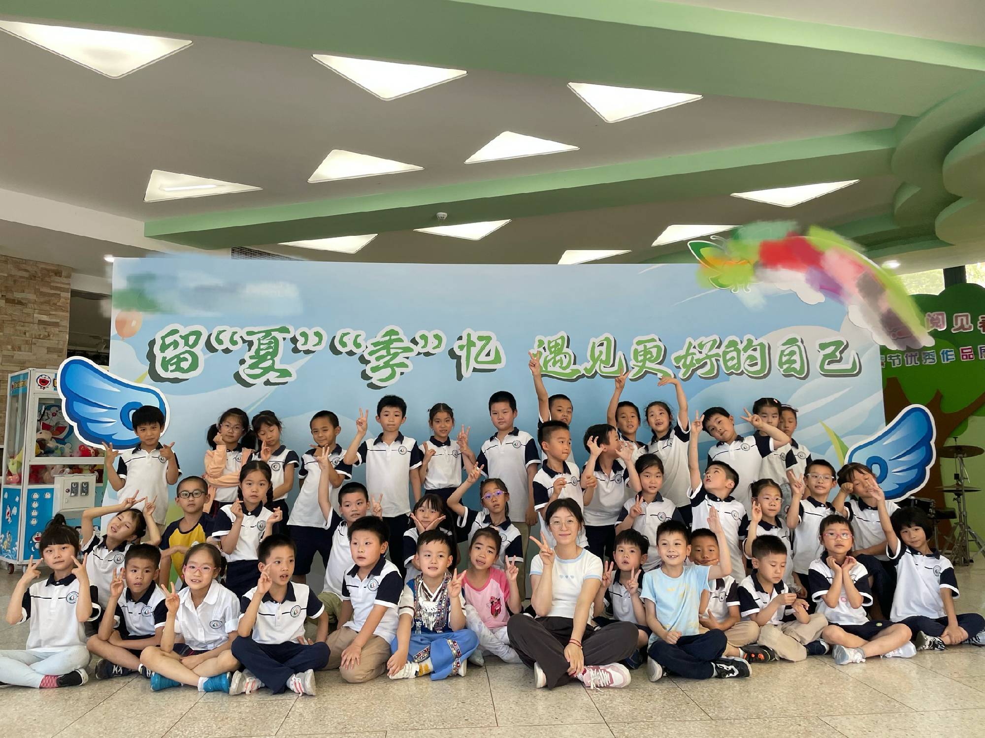 2022级四班四年级照片